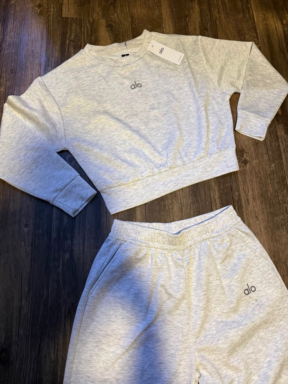 ALO Yoga Light Gray Girls' Sweatpants Joggers